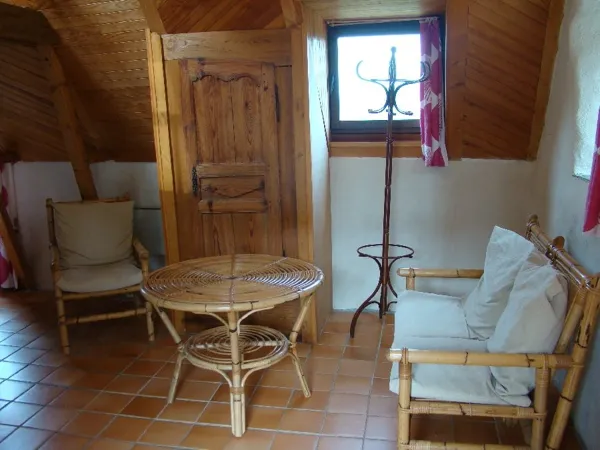 Chambres d'Hôtes du Battédou, OFFICE DE TOURISME DU CANTON D'ENTRAYGUES SUR TRUYERE