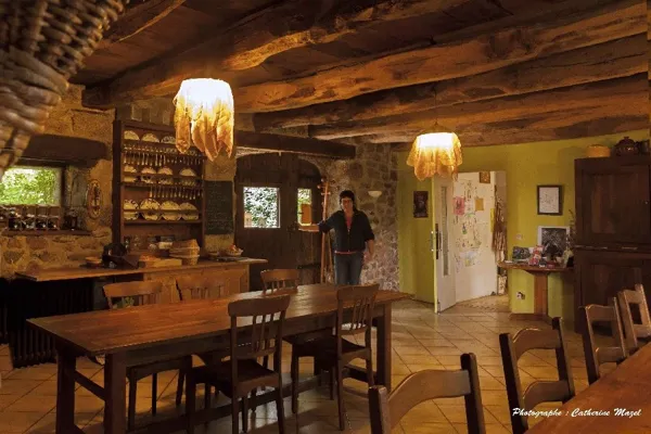 Table d'Hôtes du Battédou, OFFICE DE TOURISME DU CANTON D'ENTRAYGUES SUR TRUYERE