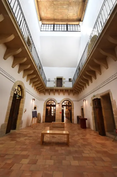 Musée des moeurs et coutumes, J.L. Bories