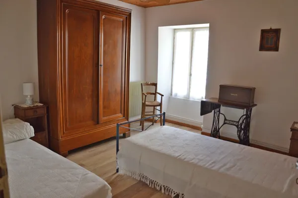 Chez Jeanne, André Vales