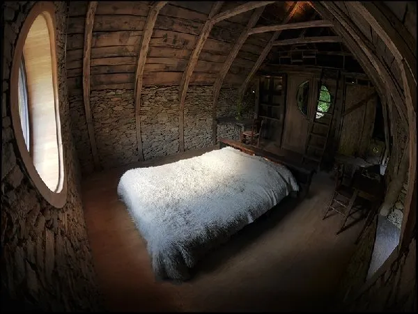 Chambre d'hôtes Malrieu Pierre Bleue, OFFICE DE TOURISME DU CANTON D'ENTRAYGUES SUR TRUYERE