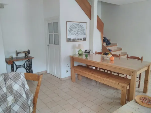 Chez Jeanne, André Vales