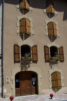 Gîte d'étape Au fil de l'eau, OFFICE DE TOURISME DU CANTON D'ESPALION