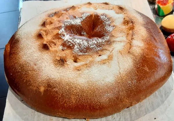 Spécialité aveyronnaise : La fouace, Pâtisserie Lacombe