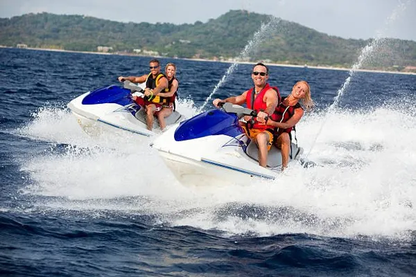 Pareloup Pilot' LOCATION JETSKI AVEC PERMIS BATEAU, Pareloup pilot
