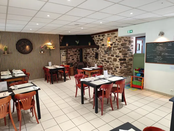 SALLE DE RESTAURANT, auberge