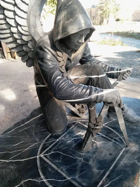 Exposition d'arts plastiques : Remy Teulier (sculpture) / Jicé (peintre) et Mariette Forges (sculpture)