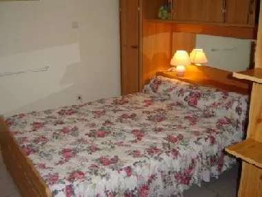 Le Colombié (studio), Guy Persec