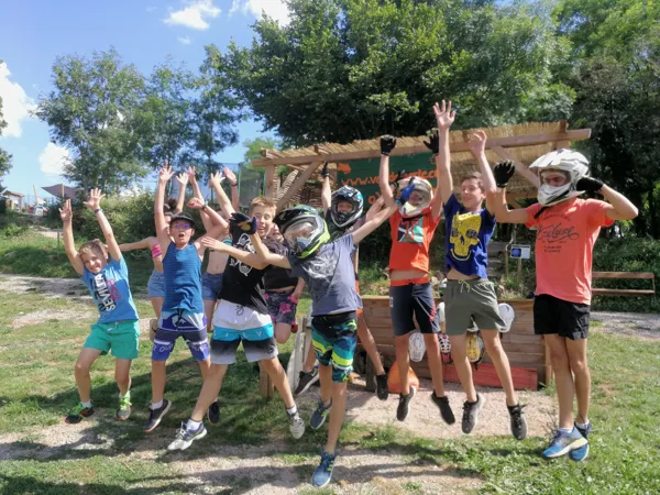 Vent de Liberté/Stage moto et quad enfant, Vent de Liberté/Location trottinette électrique