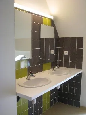 Gîte d'étape - Sanitaires, OFFICE DE TOURISME DU CANTON D'ESTAING