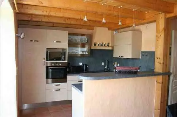 côté cuisine, OFFICE DE TOURISME DU PLATEAU DE MONTBAZENS