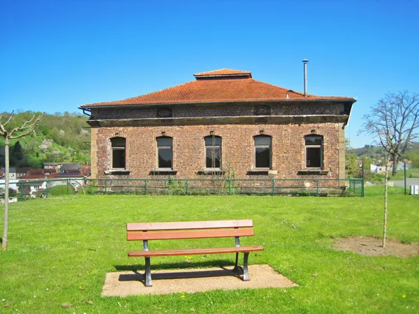 Suivez la guide : découvrez les forges du Gua