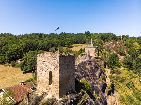 Suivez la guide : Au sommet du Fort