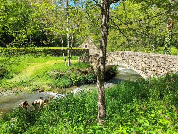 Les Martines du Lézert à 4 km, ©LaMaisondeThéophile