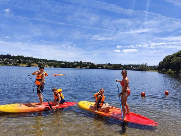 Sandy Base de loisirs - Location de pédalos, canoë, paddle, OFFICE DE TOURISME DE PARELOUP LEVEZOU