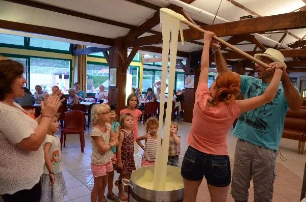 Camping-cascade-aveyron-aligot