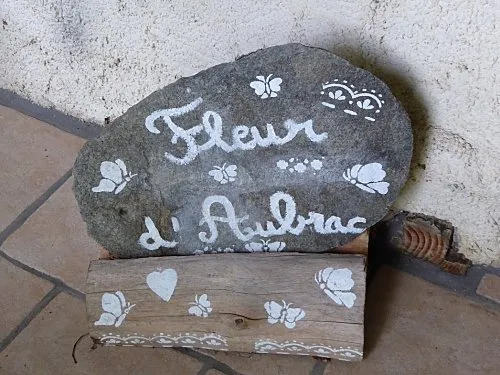 Le Bouyssou Fleur d'Aubrac, OFFICE DE TOURISME DU NAUCELLOIS