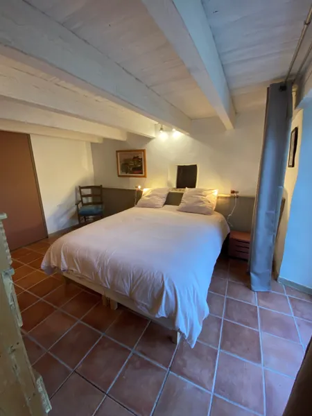 La chambre lit double, L.Rouquette