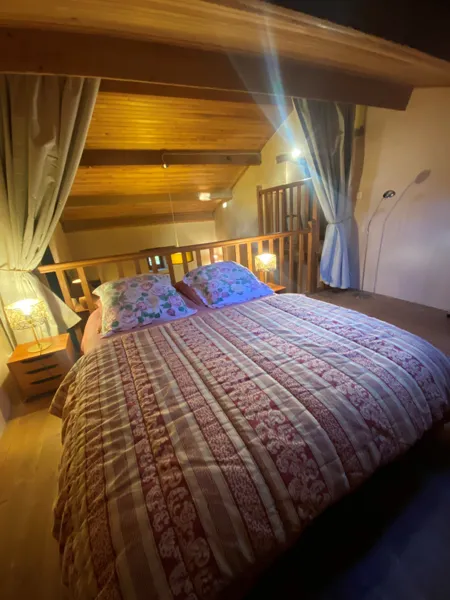 Couchage en mezzanine, L.Rouquette