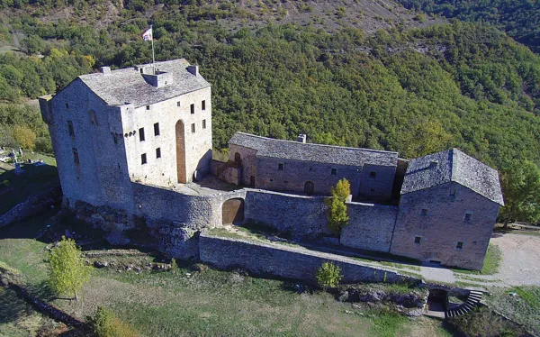 Gîte d'étape du château de Montaigut