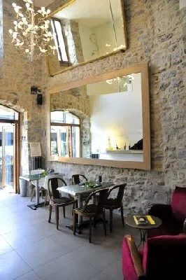 La Mangeoire, La Mangeoire