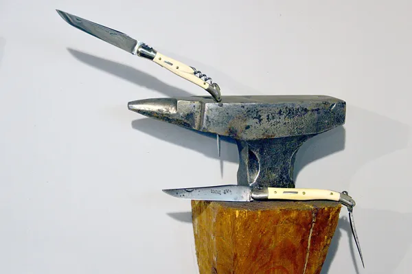 Musée du couteau de Laguiole, de l'objet forgé et de l'outil tranchant (groupes), MUSÉE DU COUTEAU DE LAGUIOLE, DE L'OBJET FORGE ET DE L'OUTIL TRANCHANT