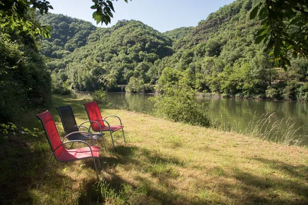 Château de Salamon - Grand gîte avec plage privée