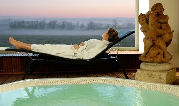 Jacuzzi, OFFICE DE TOURISME DU GRAND RODEZ