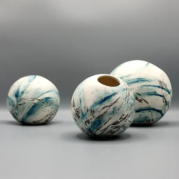 Série de sphères en porcelaine, © Céline Gauthier