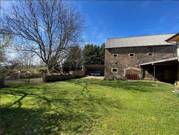 Gîte chez Marie H12G023315, OFFICE DE TOURISME DE PARELOUP LEVEZOU