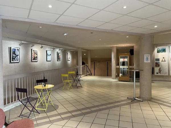 Hall d'accueil, Centre Européen de Conques