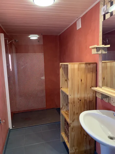 Salle de bain, Emeline Lebouteiller