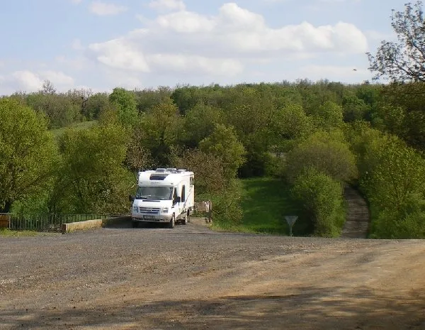 AIRE DE CAMPING-CAR MUNICIPALE, Comité Départemental du Tourisme de l'Aveyron