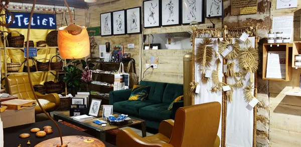 Boutique associative 