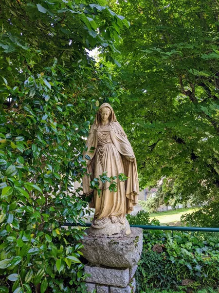 Couvent des Dominicaines de Bor, Association Foyer Rural des Dominicaines de Bor