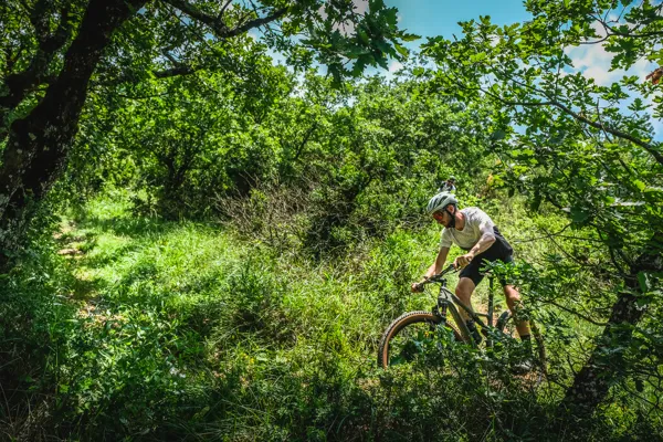 N°11 VTT - Contreforts de la Loubière, Virginie Govignon