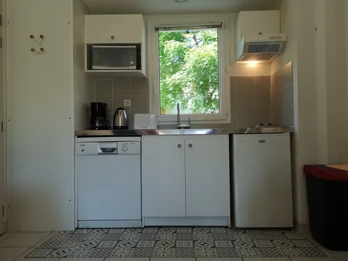 Le 63 de la Maison Bleue- kitchenette, Office de Tourisme des Causses à l'Aubrac