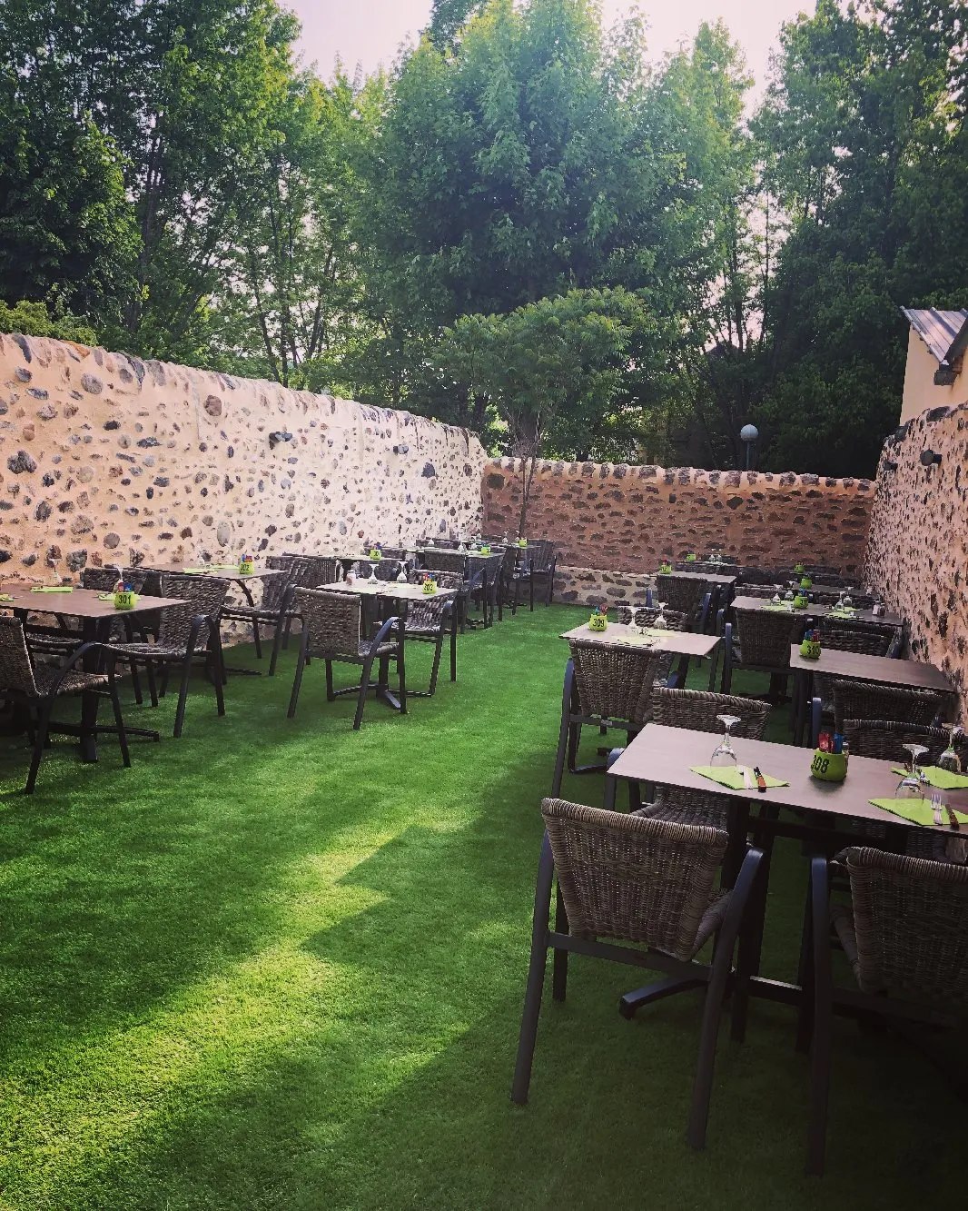 Restaurant Le Mustang, Restaurant Le Mustang