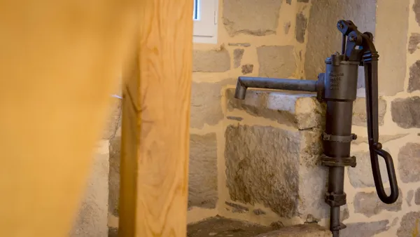 Le Crochet de Pervenche -18©F-RAYNAL-Causses-Aubrac.jpeg