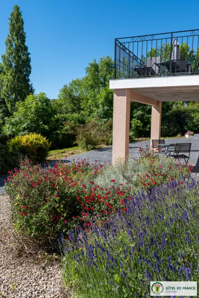 Vue de la terrasse du bas, FF
