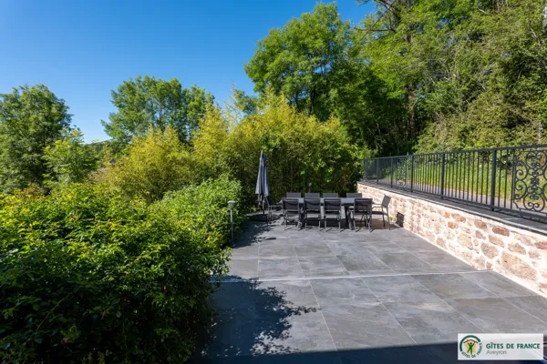 Vue de la terrasse du haut, FF