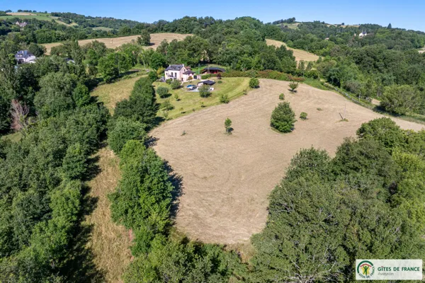 Vue aérienne de la propriété, FF