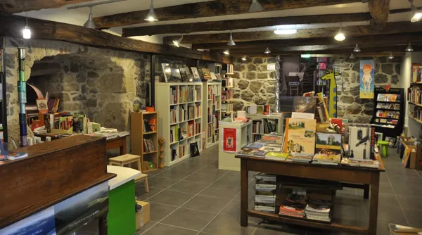La librairie de Laguiole, Office de Tourisme en Aubrac