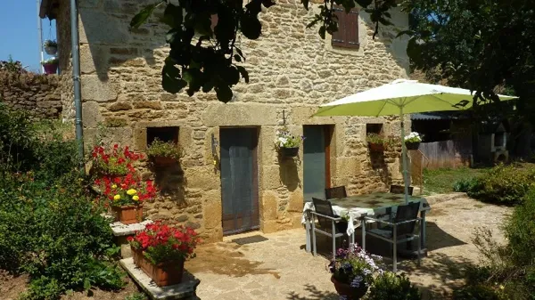 Gîte - Henry et Anne-Marie PEYRAC