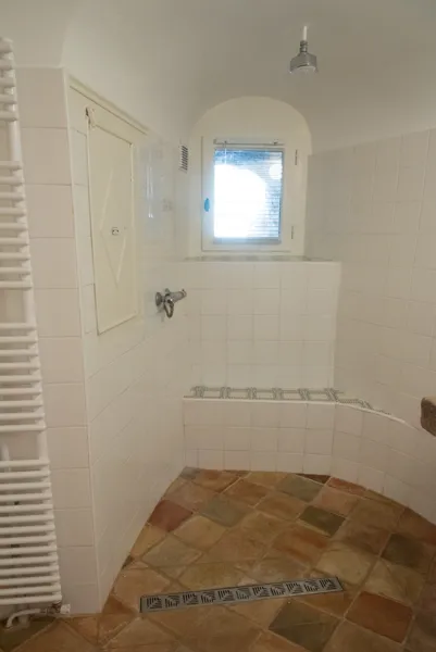 Salle d'eau avec douche à l'italienne