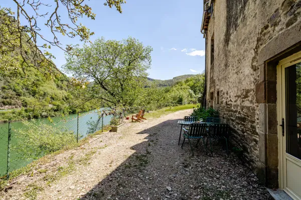 L'entrée du Studio avec terasse privée