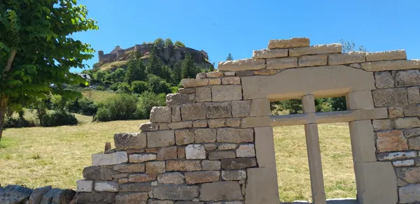 Le Clos des Légendes, Emilie MOREAU
