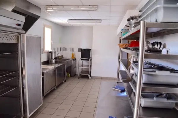 Salle des fêtes de Prades d'Aubrac, OFFICE DE TOURISME INTERCANTONAL SAINT GENIEZ  / CAMPAGNAC