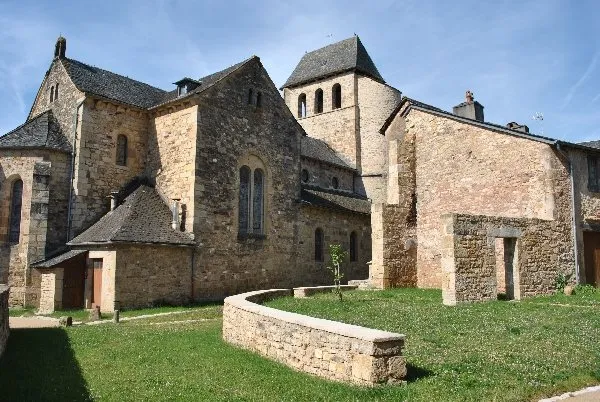 Visite guidée du village fortifié de Vimenet