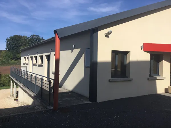Salle des fêtes / Salle socioculturelle de Vimenet, Office de Tourisme des Causses à l'Aubrac